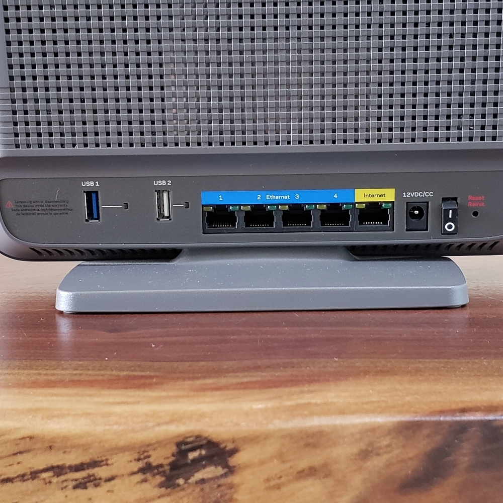 Linksys AC3200 Tri-Band Smart WiFi Router - Picture 12 of 14
